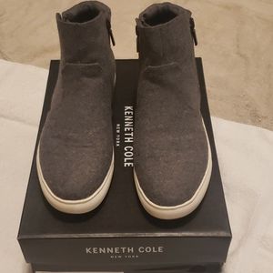 Kenneth Cole Grey cloth sneakers